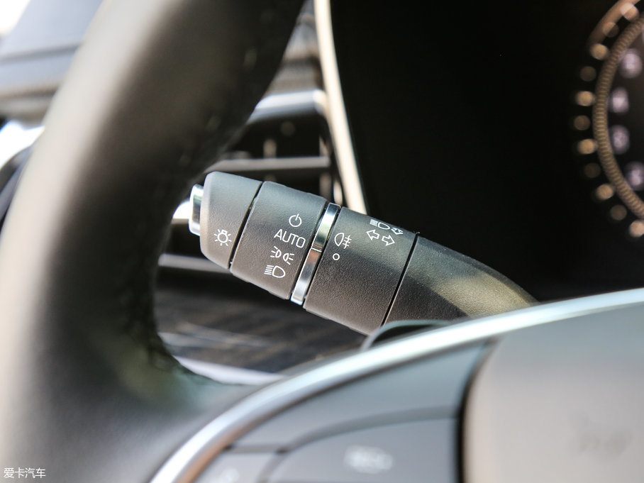 2018��P������XT5 28E��Ӱ� 28E ���(q��)���g��