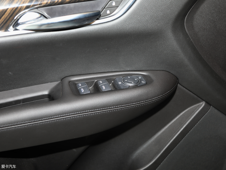 2018PXT5 28T (q)g(sh)