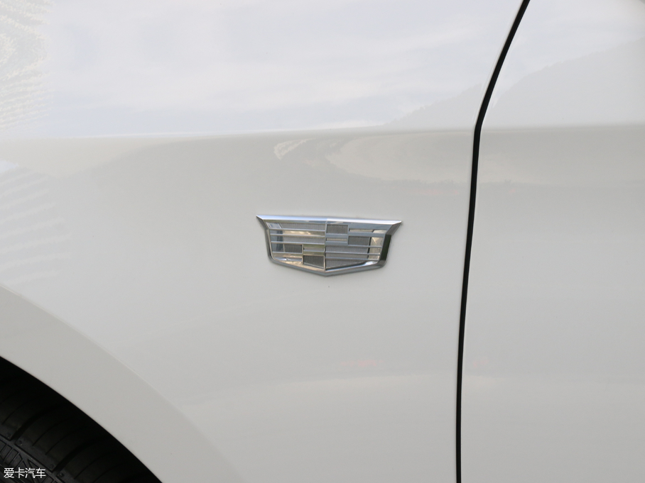 2018��P������XTS 28T ���A��