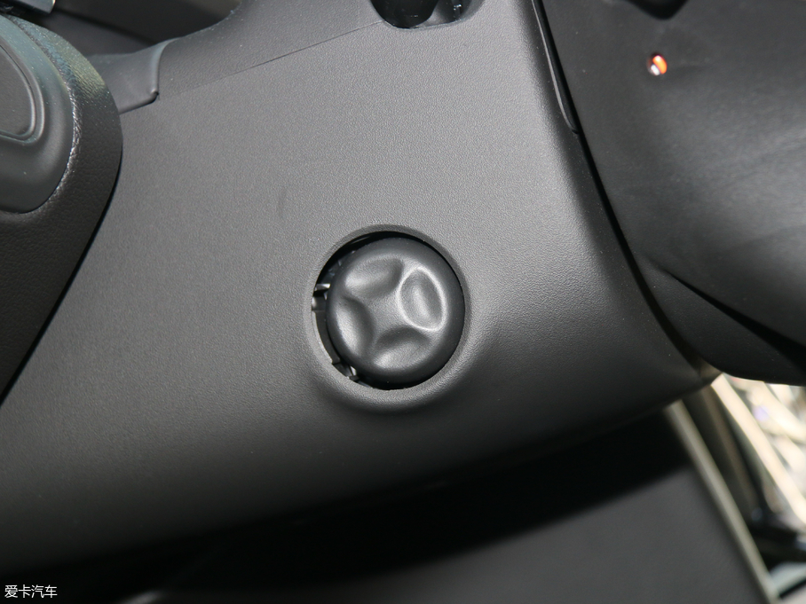 2018��P������XTS 28T ���A��