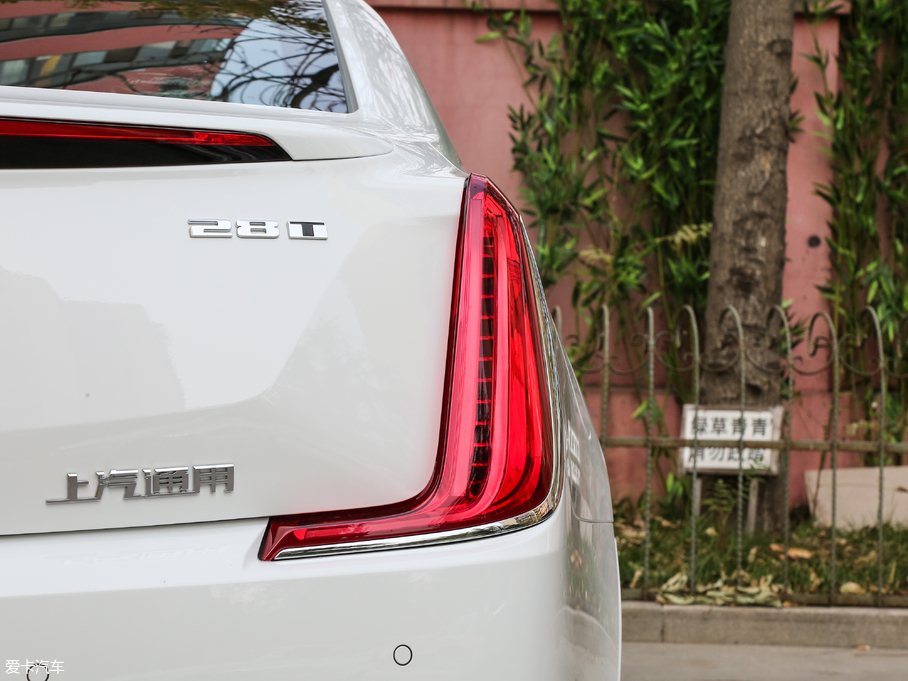 2018��P������XTS 28T ���A��