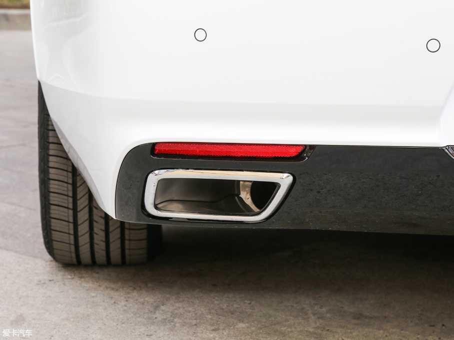 2018��P������XTS 28T ���A��