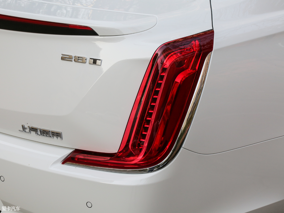 2018��P������XTS 28T ���A��