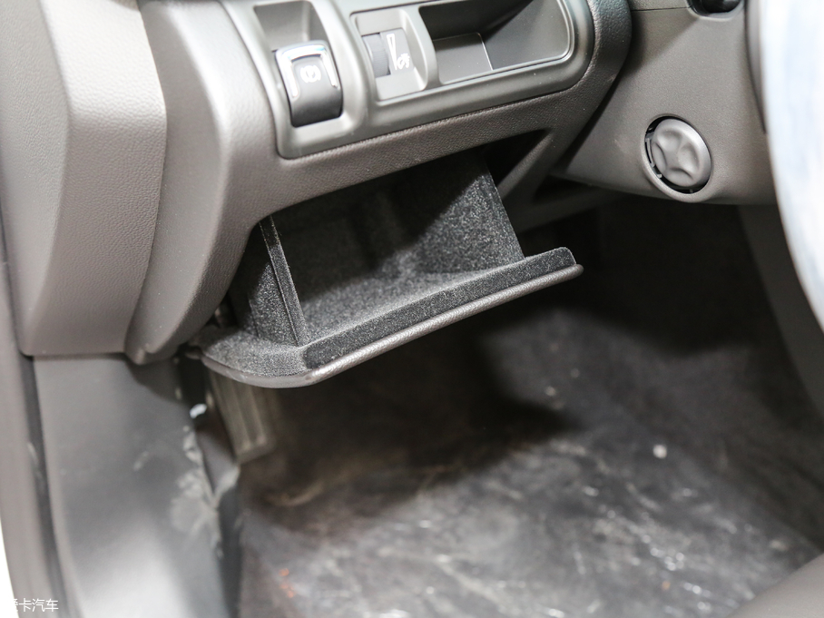 2018��P������XTS 28T ���A��