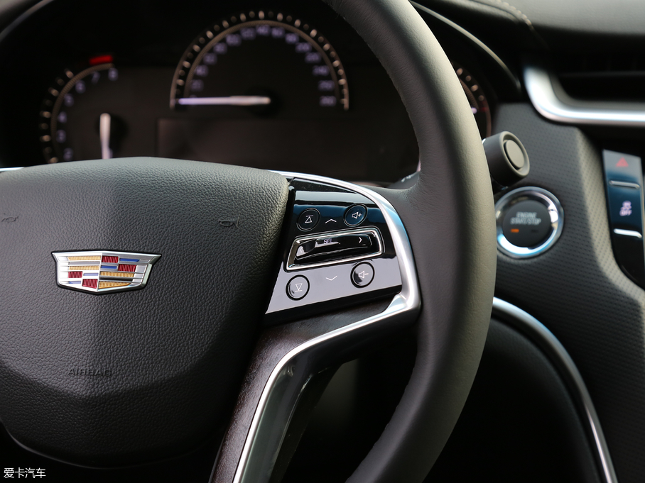 2018��P������XTS 28T ��Ӣ��