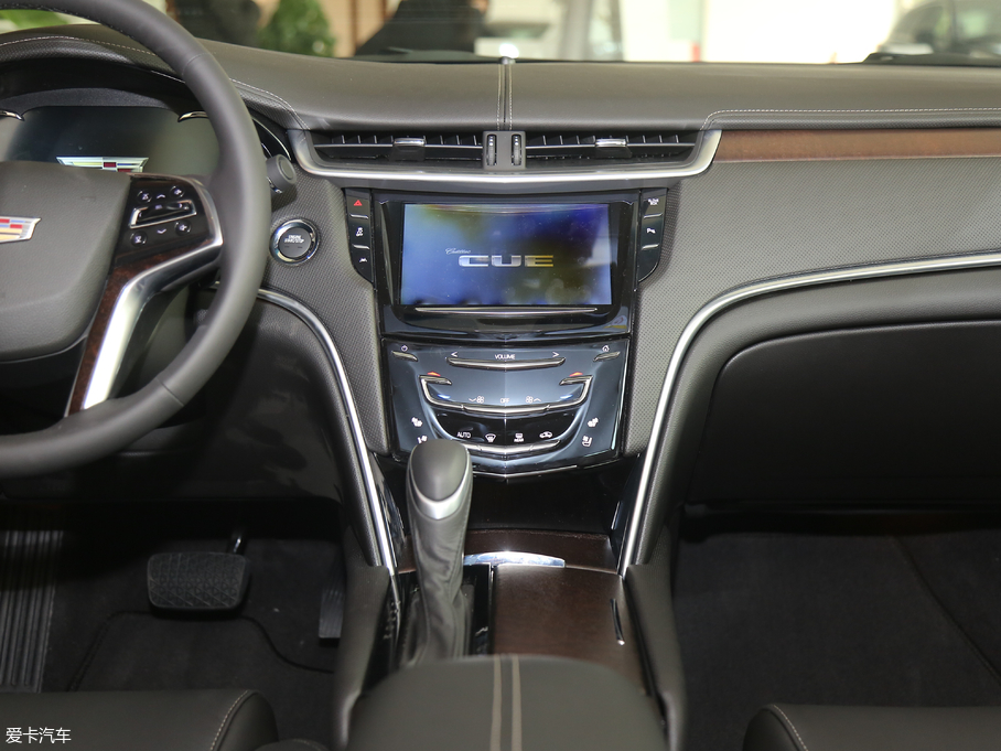 2018��P������XTS 28T ���A��