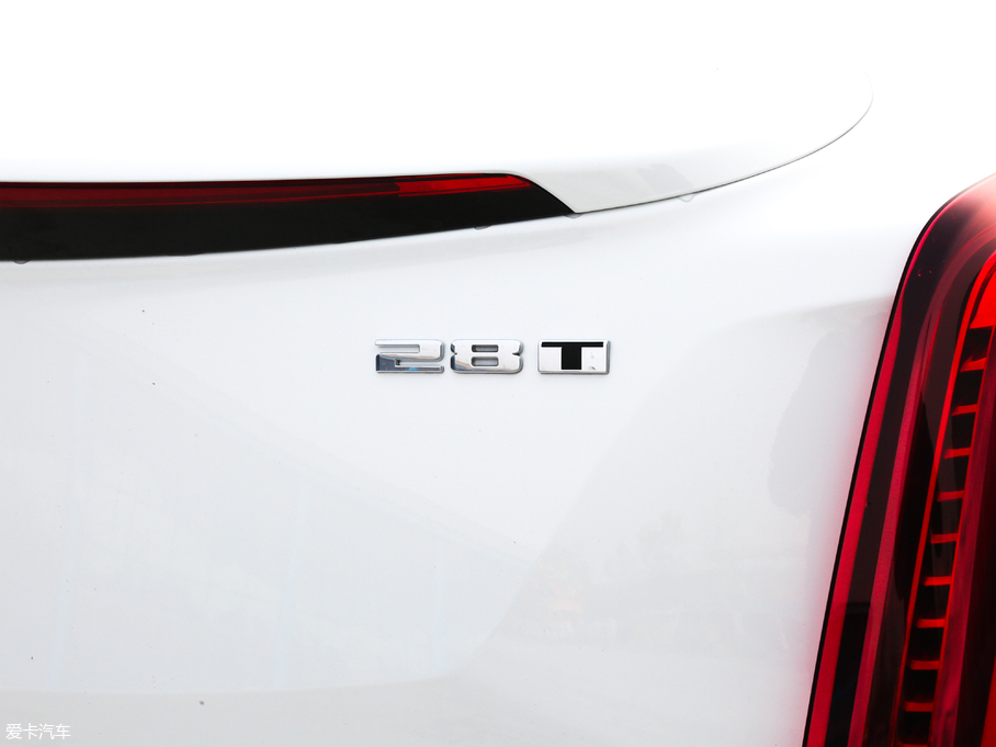 2018��P������XTS 28T ���g��