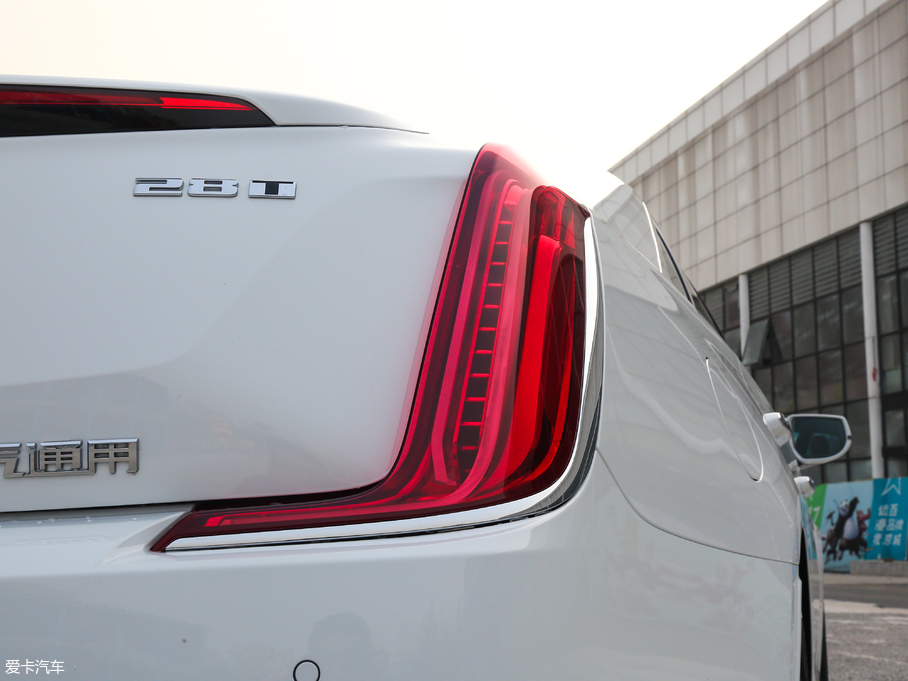 2018��P������XTS 28T ���g��