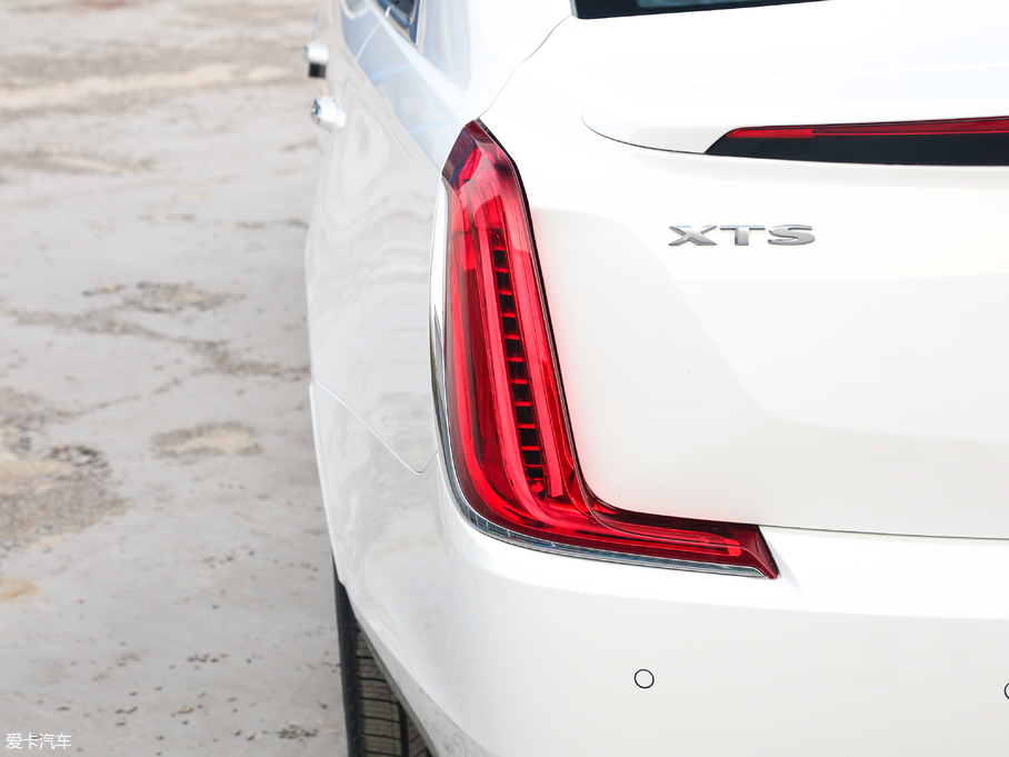 2018��P������XTS 28T ��Ӣ��