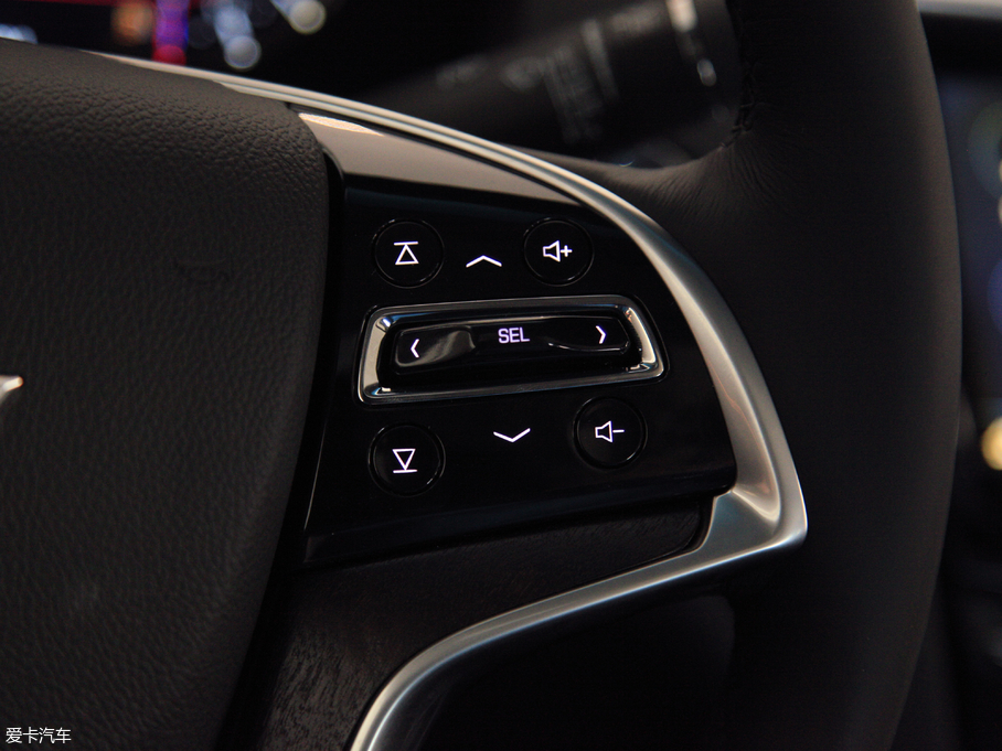 2018��P������XTS 28T ���A��