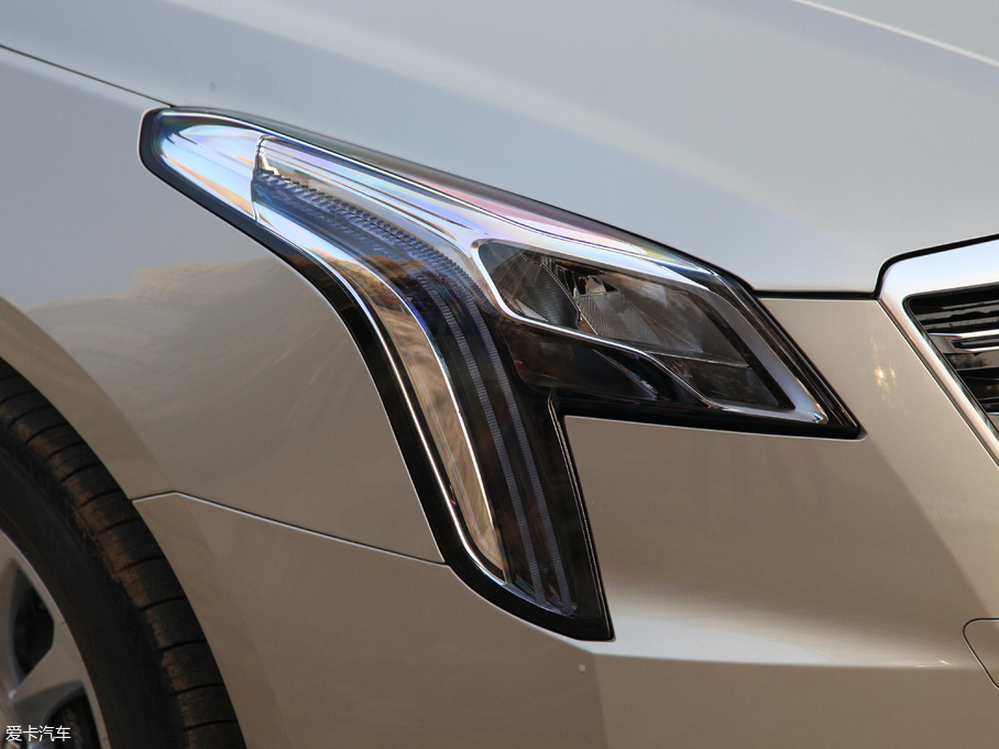 2018��P������XTS 28T ���g��