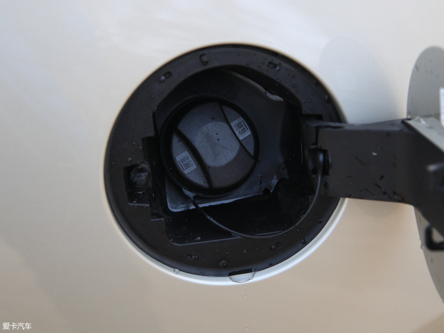 2018��P������XTS 28T ���g��