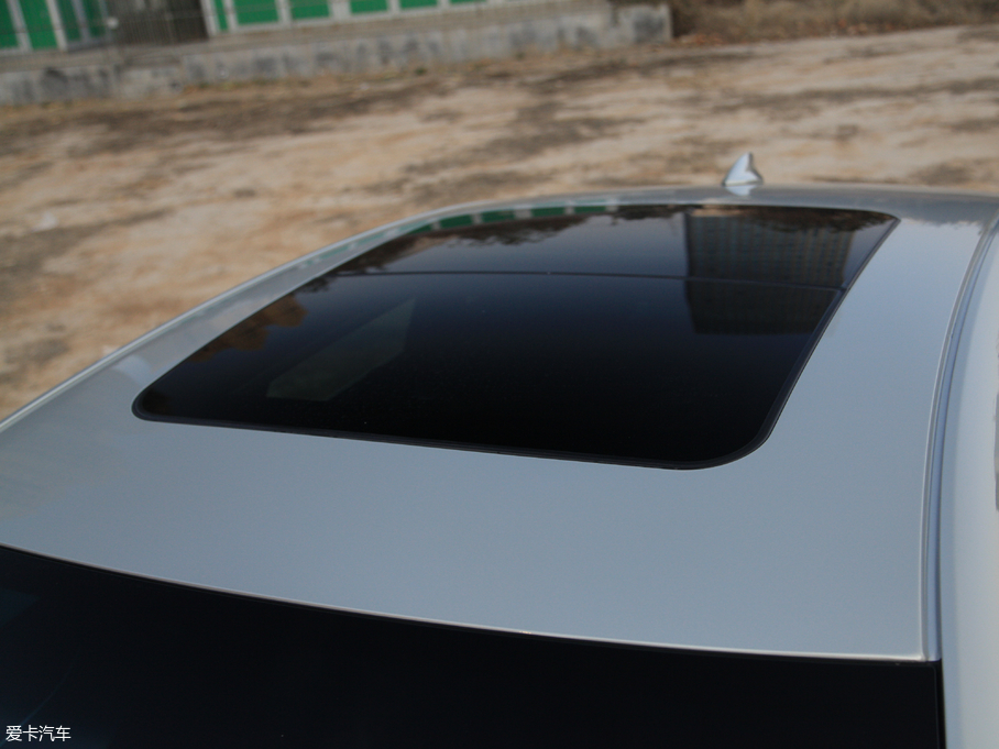 2018��P������XTS 28T ���g��