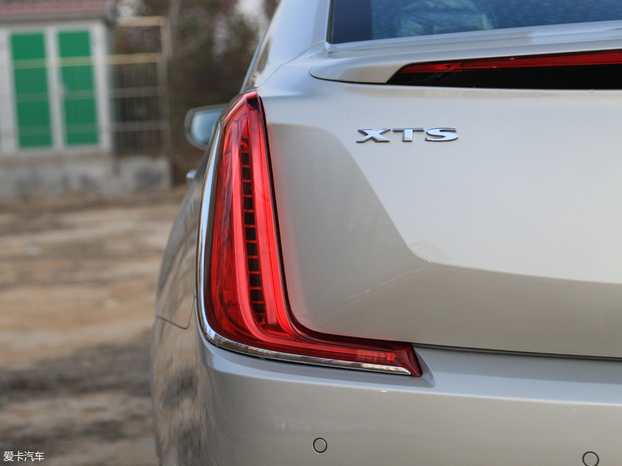 2018��P������XTS 28T ���g��