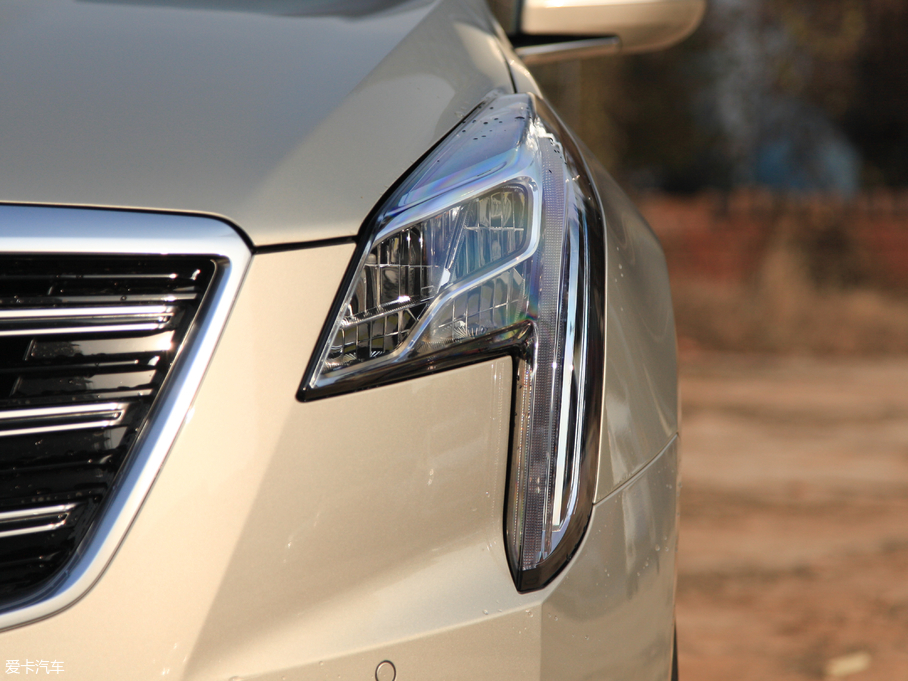 2018��P������XTS 28T ��Ӣ��