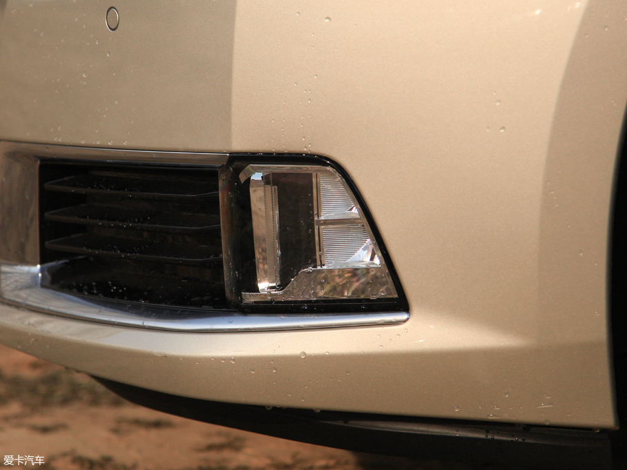 2018��P������XTS 28T ��Ӣ��