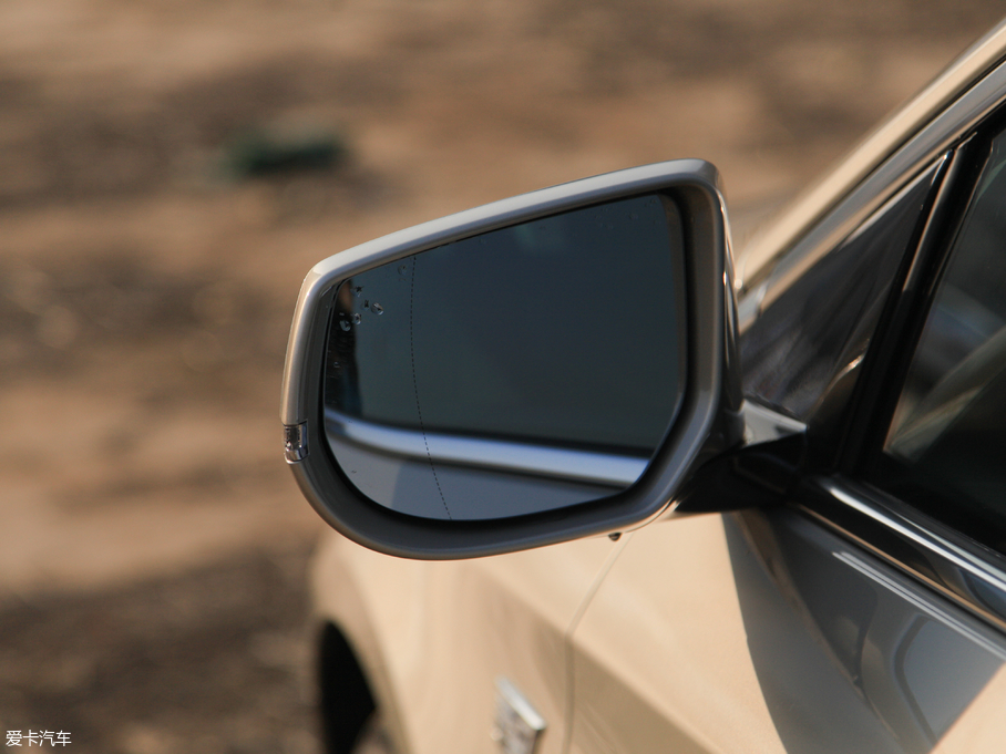 2018��P������XTS 28T ��Ӣ��