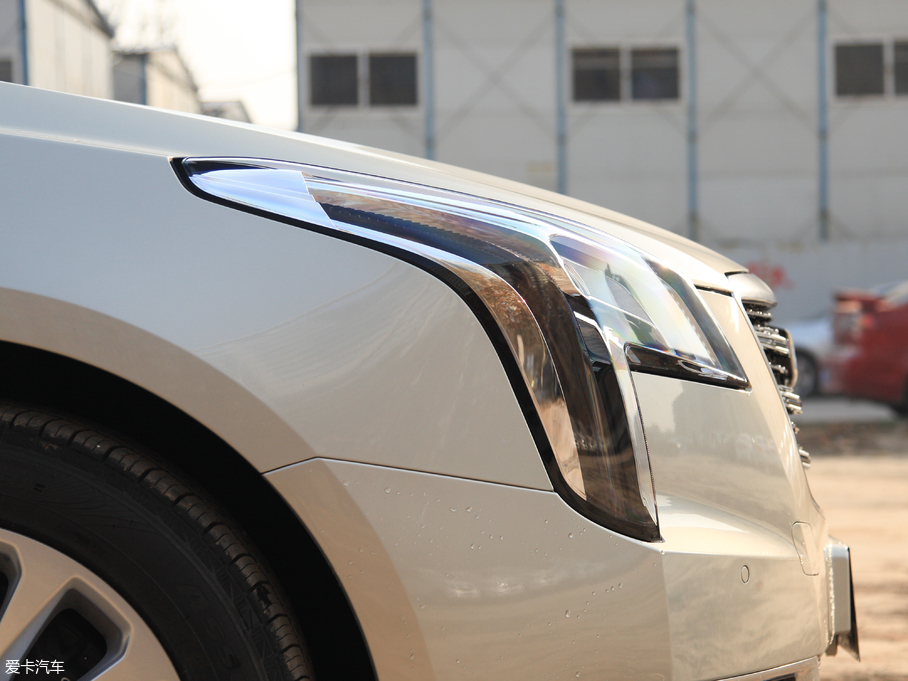 2018��P������XTS 28T ��Ӣ��