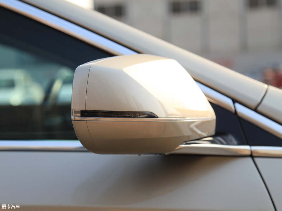 2018��P������XTS 28T ��Ӣ��