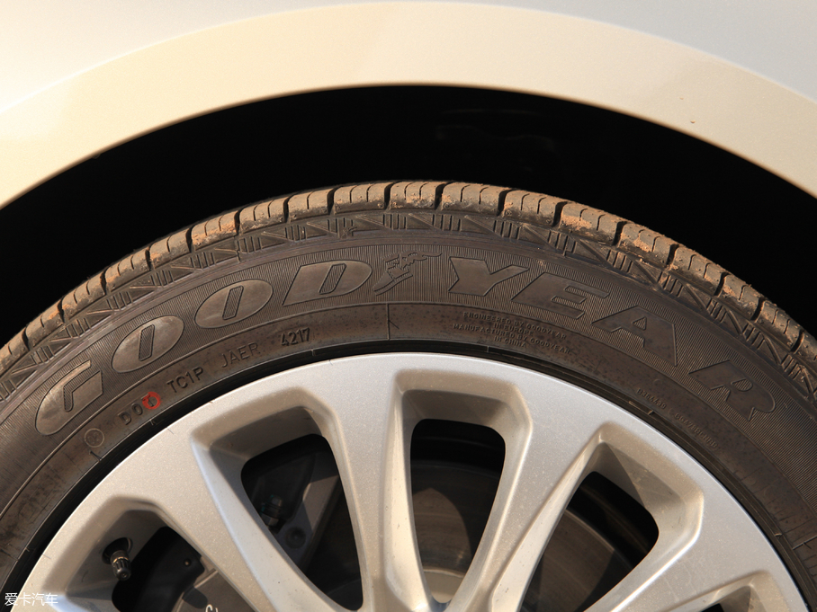 2018��P������XTS 28T ��Ӣ��