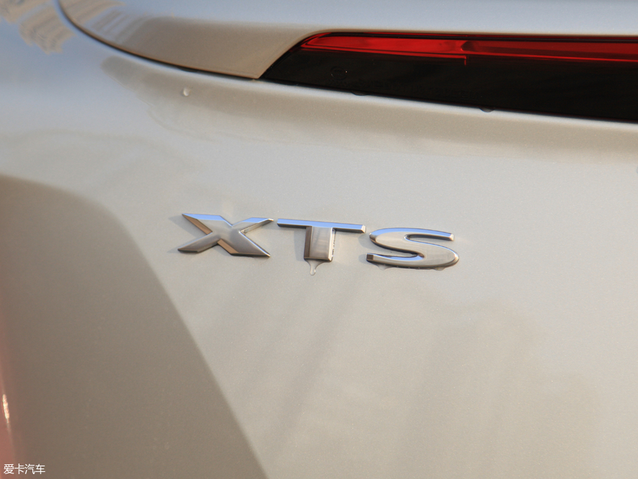 2018��P������XTS 28T ��Ӣ��