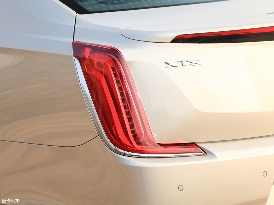 2018��P������XTS 28T ��Ӣ��