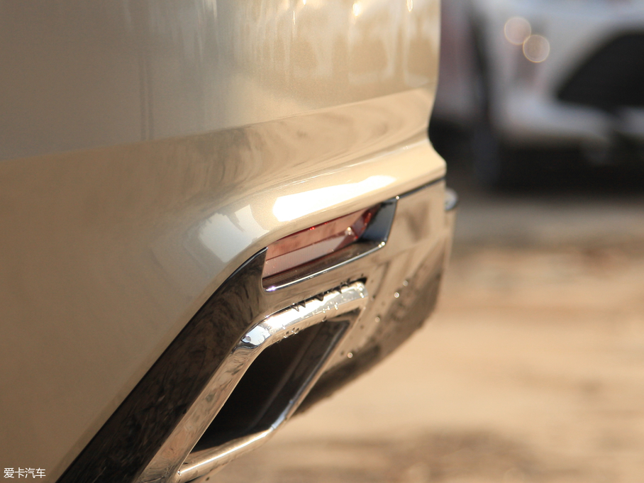 2018��P������XTS 28T ��Ӣ��