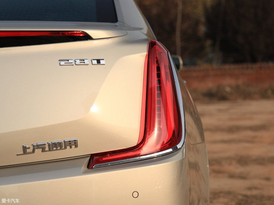 2018��P������XTS 28T ��Ӣ��