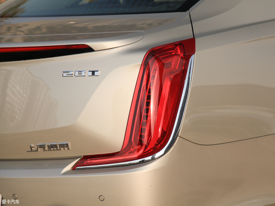 2018��P������XTS 28T ��Ӣ��