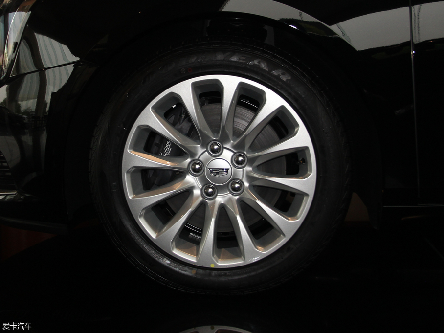 2018��P������XTS 28T ���g��