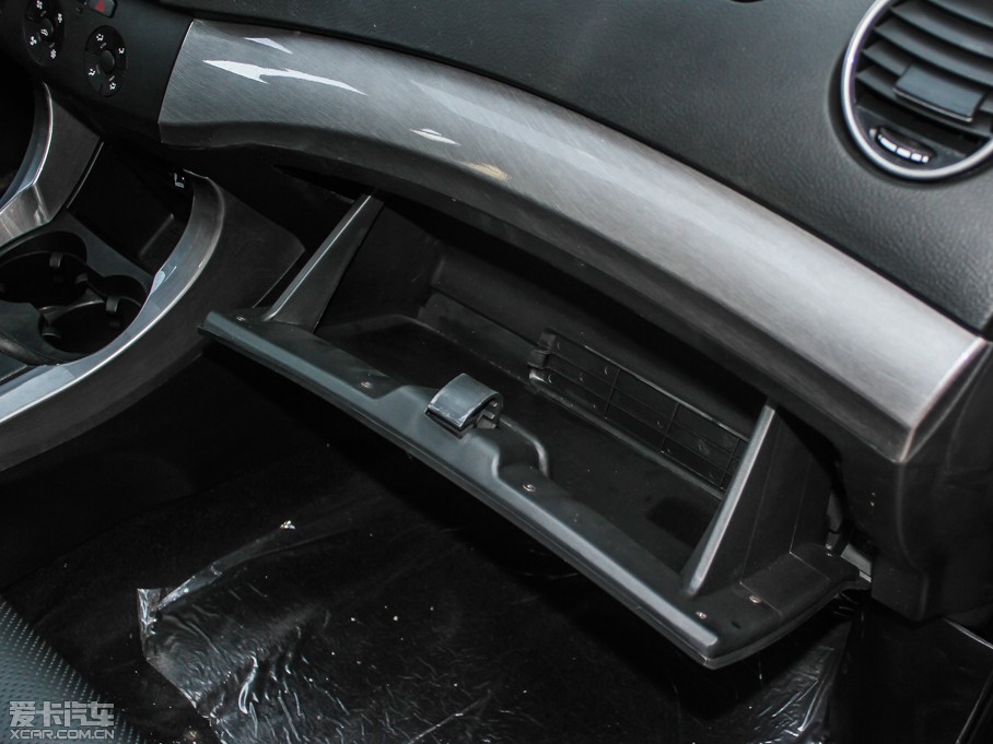 2013ԴA380 1.6L 5TքӺA