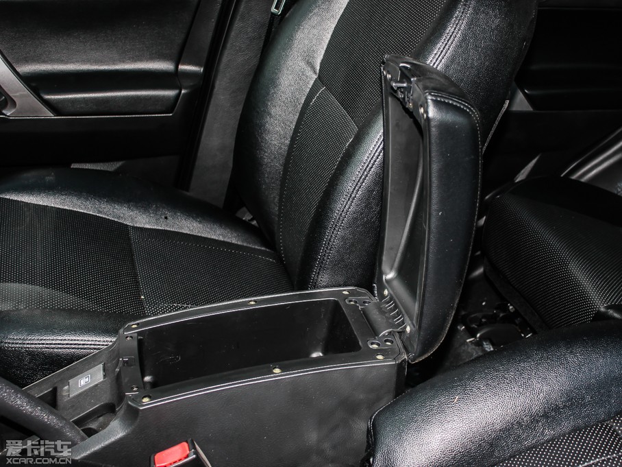 2013ԴA380 1.6L 5TքӺA