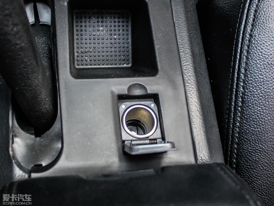 2013ԴA380 1.6L 5TքӺA