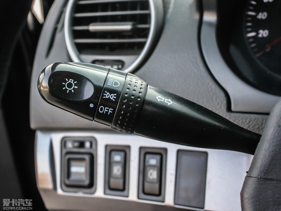 2013ԴA380 1.6L 5TքӺA