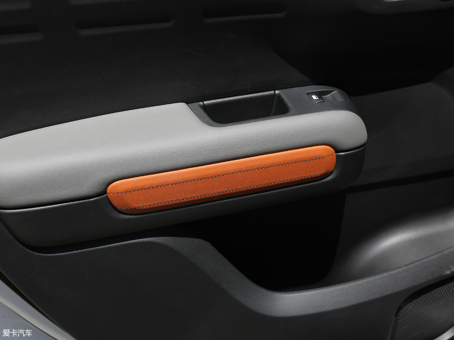 2018 C4 AIRCROSS 350THP ԄӻW