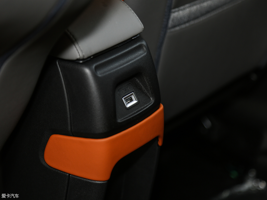 2018 C4 AIRCROSS 350THP Ԅӻ(lin)W(wng)