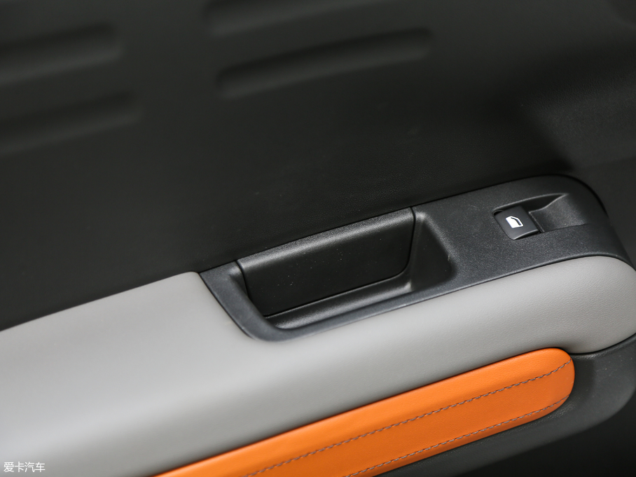 2018 C4 AIRCROSS 350THP Ԅӻ(lin)W(wng)