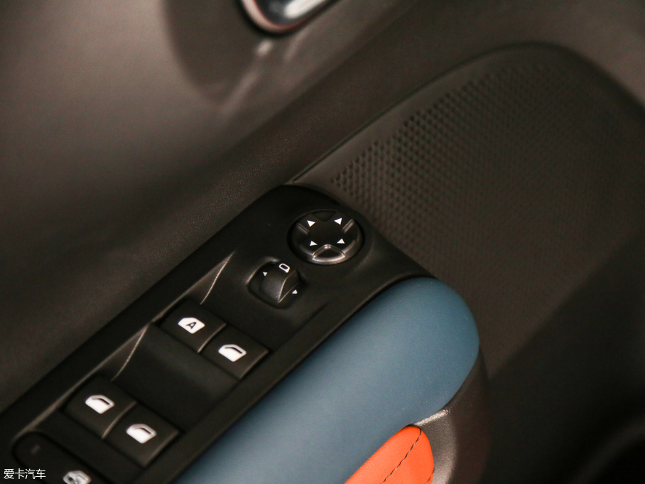 2018 C4 AIRCROSS 350THP Ԅӻ(lin)W(wng)ǰ