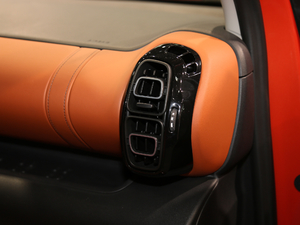 2018350THP ԄӻW g