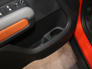 2018350THP ԄӻW g