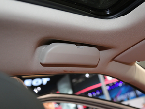 2018350THP ԄӻW g