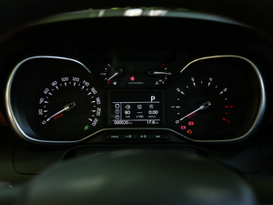 2018350THP ԄӻW x