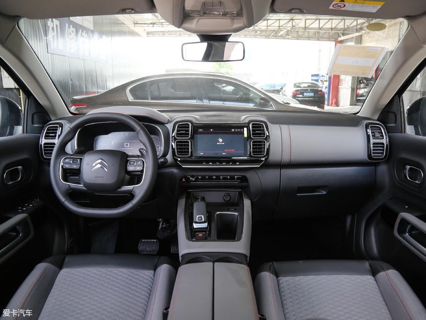 東風雪鐵龍2018款天逸 C5 AIRCROSS