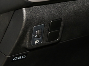 2019款230THP ORIGINS百年臻享版 中控区
