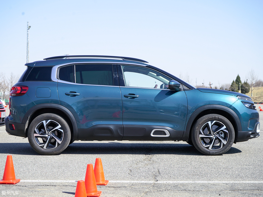 2019 C5 AIRCROSS 380THP Ş V