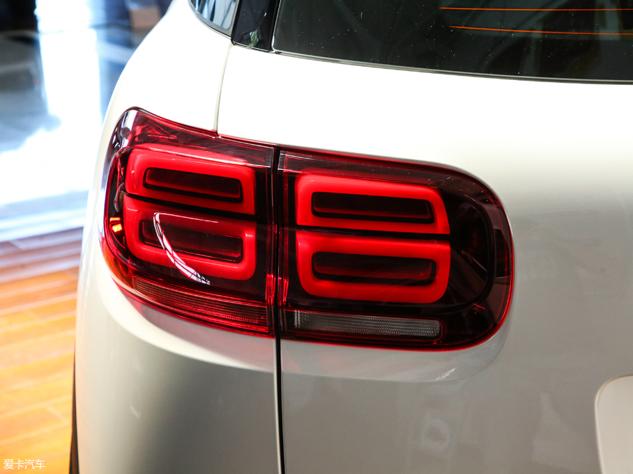 2019 C5 AIRCROSS 360THP  VI