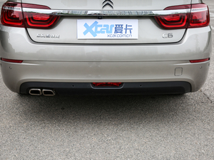 2019款400THP 旗舰型 排气管