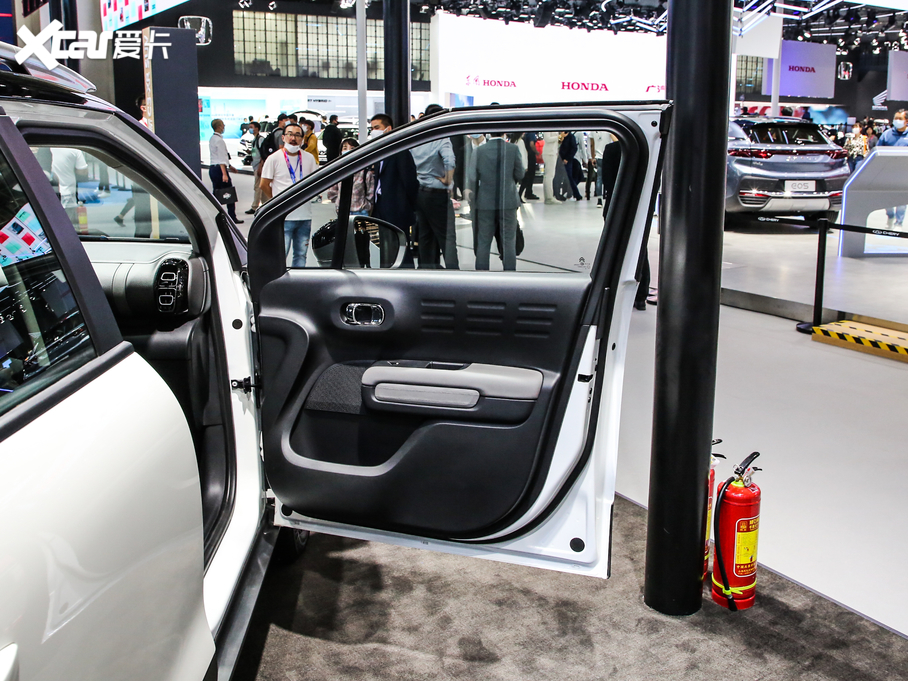 2020 C4 AIRCROSS C-Series