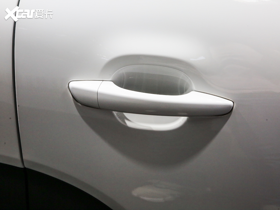 2020 C4 AIRCROSS C-Series