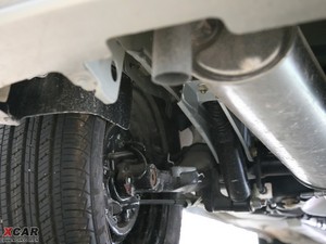 2009款1.6L X手动版 排气管